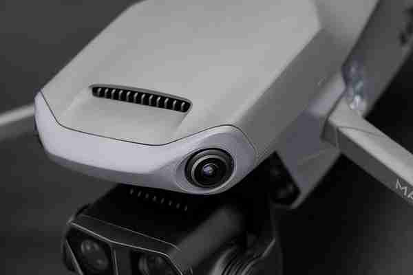 大疆Mavic 3 Pro评测：三摄系统4/3画幅哈苏相机旗舰无人机