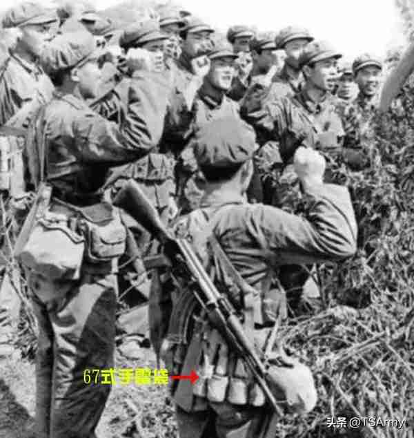 对越自卫反击战期间，解放军的单兵装备及武器