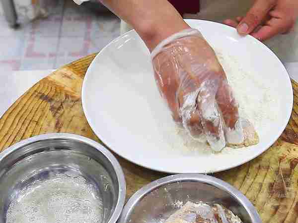 大厨分享5种孩子爱吃的鸡翅做法，解馋又美味，好吃到舔手指