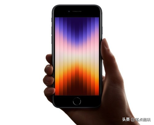 苹果发布的iPhone SE 2022值得买吗？亮点和不足，一文读懂